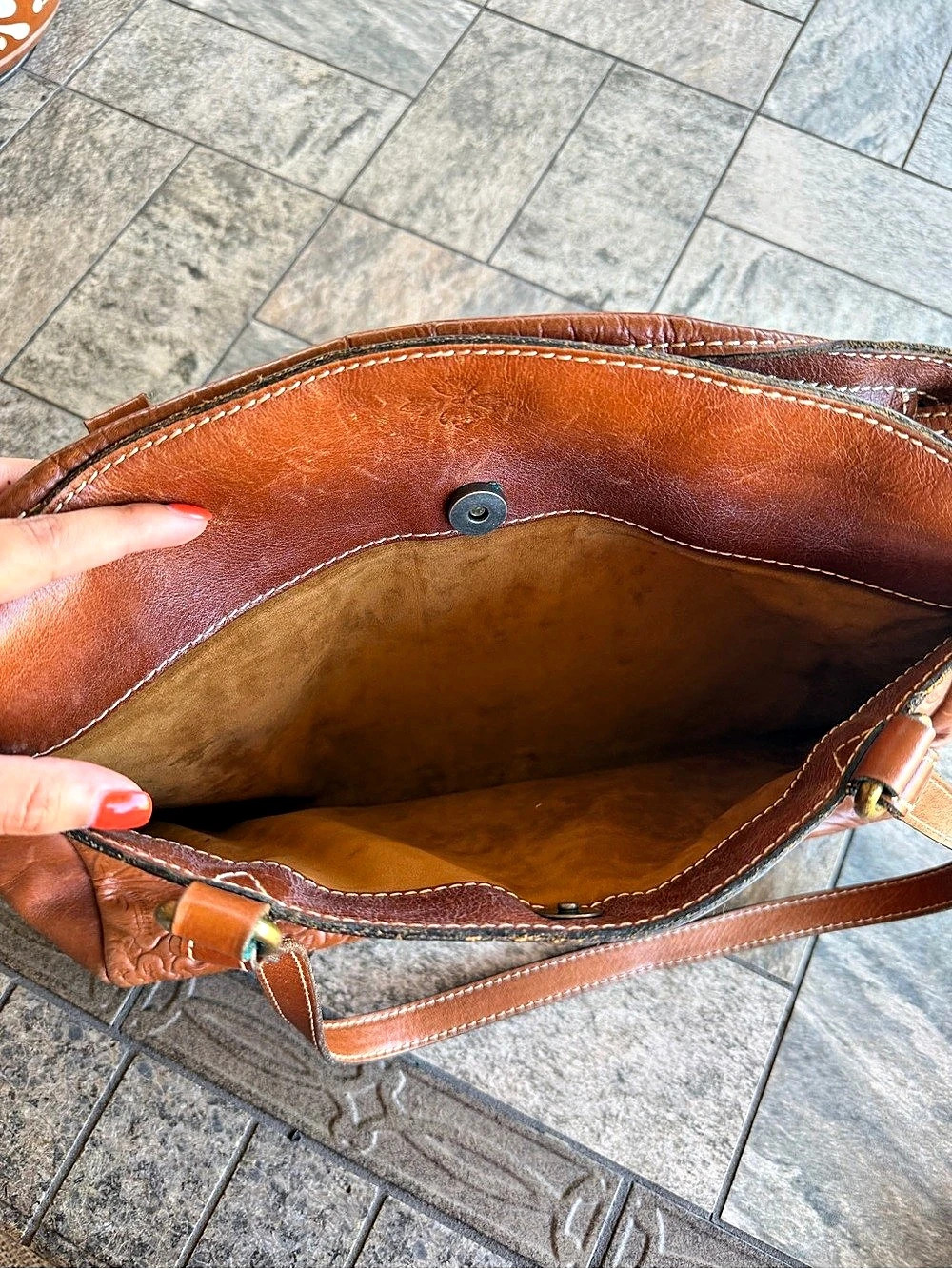 Patricia Nash Poppy Tote - Picture 7 of 11